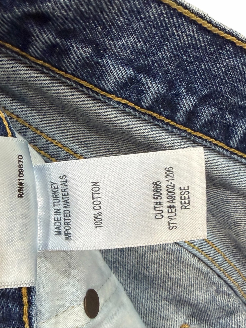 Agolde Classic Blue High-Rise Raw Hem Denim Shorts - Picture 4 of 9